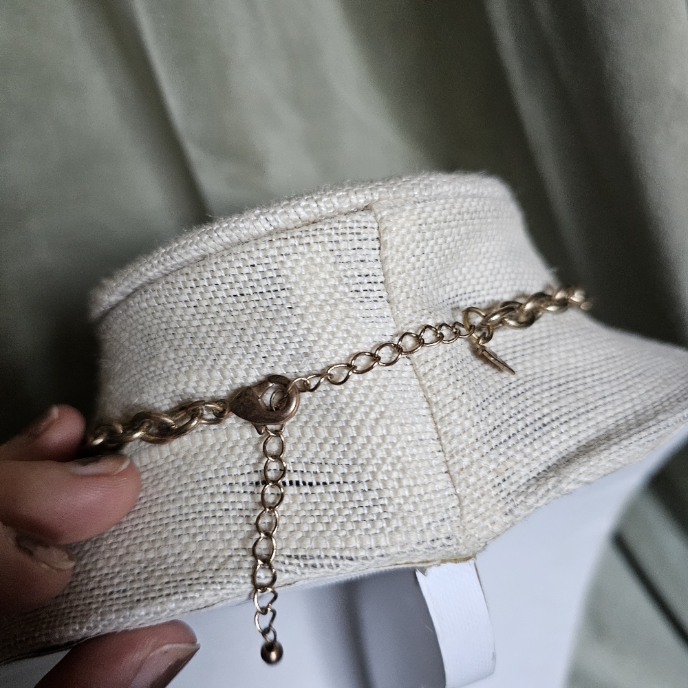 Chunky Gold Statement Necklace - image 6